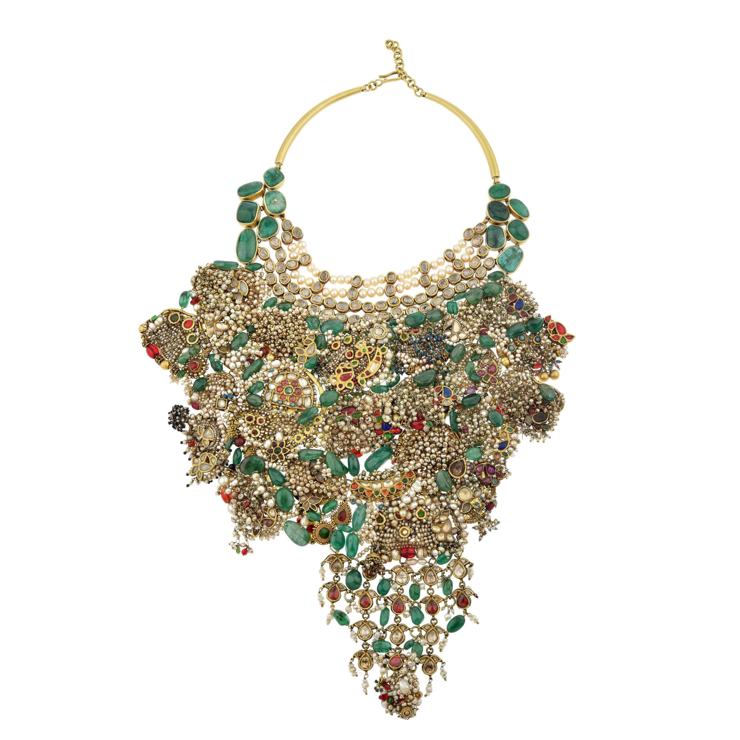 The Multi-Craftsmanship Involved in Traditional Indian Jewelry-Making 